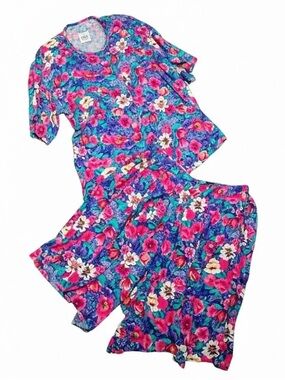 New Concepts vintage 80s culottes and top